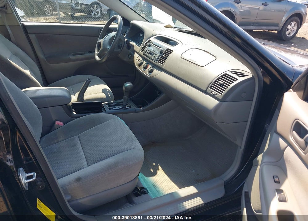 2004 TOYOTA CAMRY LE V6 VIN: 4T1BF30KX4U067337