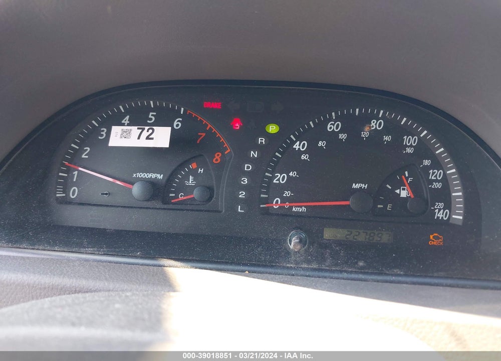 2004 TOYOTA CAMRY LE V6 VIN: 4T1BF30KX4U067337