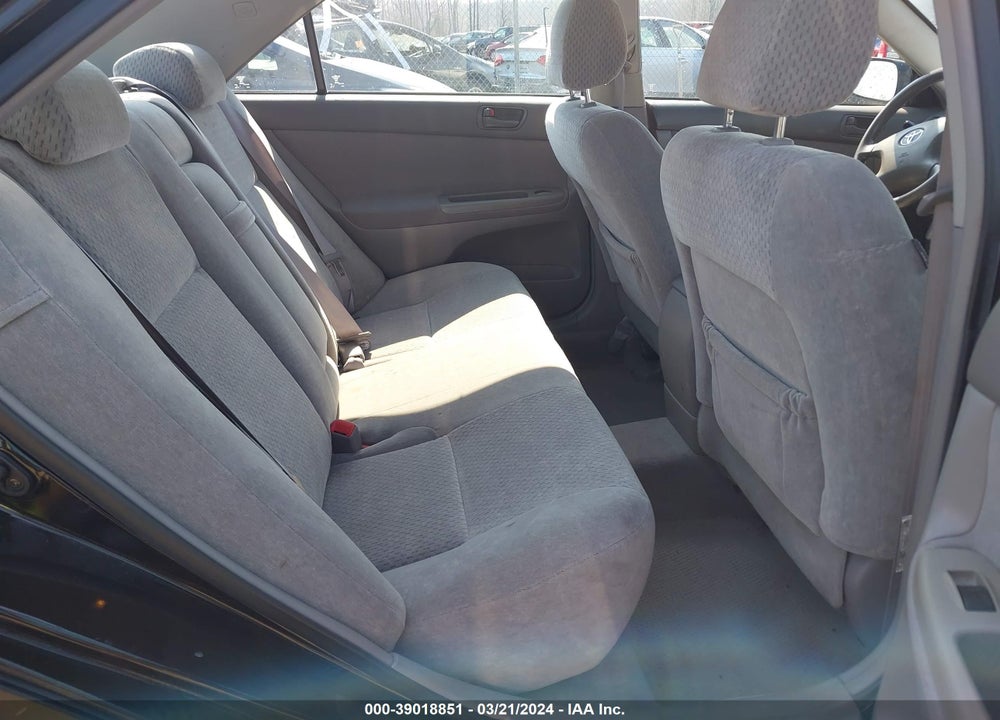 2004 TOYOTA CAMRY LE V6 VIN: 4T1BF30KX4U067337