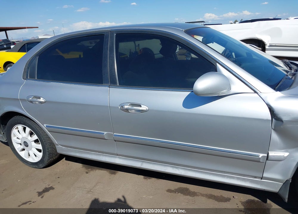 2003 HYUNDAI SONATA GLS/LX VIN: KMHWF35H73A889608