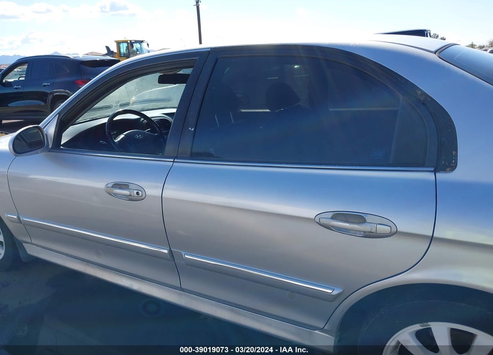 2003 HYUNDAI SONATA GLS/LX VIN: KMHWF35H73A889608