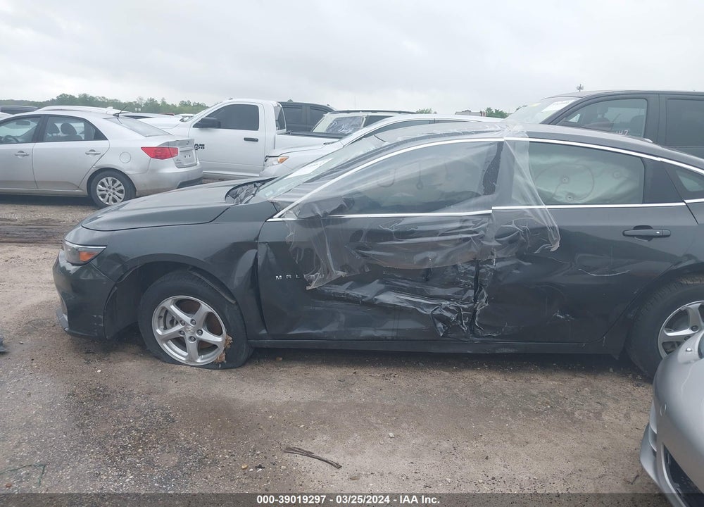 2018 CHEVROLET MALIBU 1FL VIN: 1G1ZC5ST1JF152265