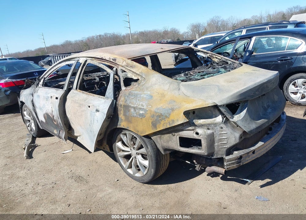 2016 CHRYSLER 200 S VIN: 1C3CCCBB6GN139362