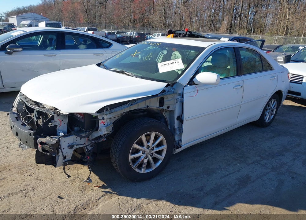 2011 TOYOTA CAMRY XLE V6 VIN: 4T1BK3EK2BU626882