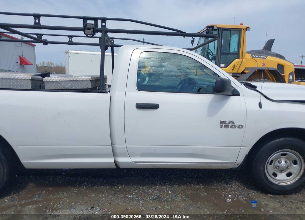 2017 RAM 1500 TRADESMAN REGULAR CAB 4X2 8' BOX VIN: 3C6JR6DT7HG706852