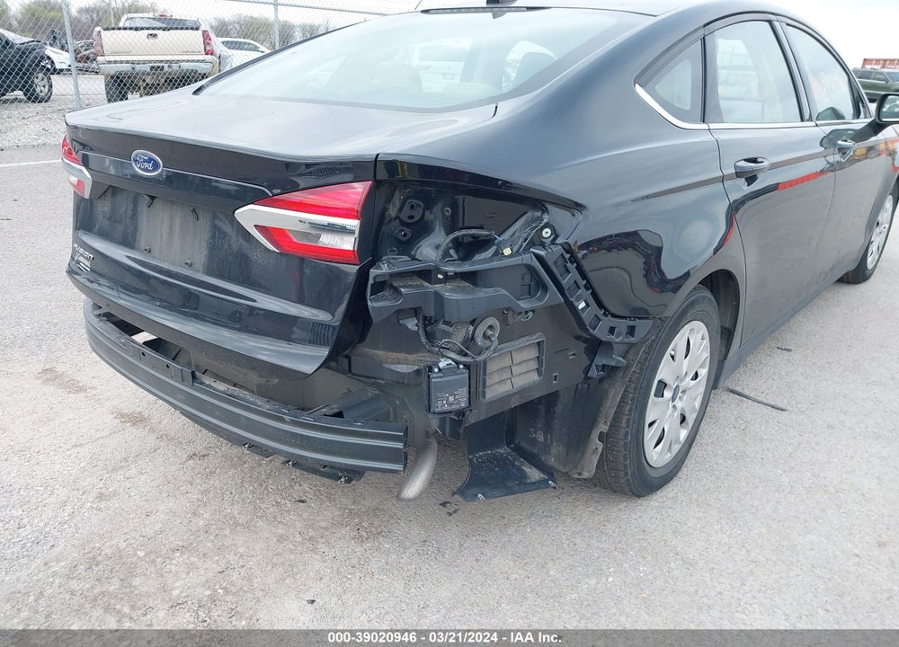 2020 FORD FUSION S VIN: 3FA6P0G71LR247661