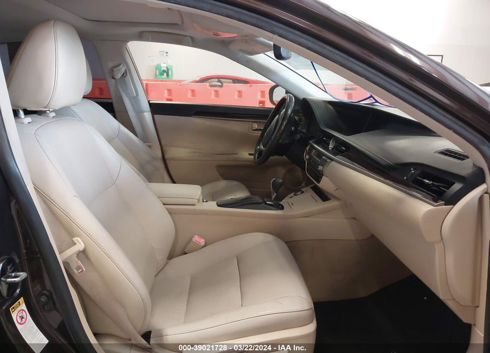 2013 LEXUS ES 350 VIN: JTHBK1GG8D2040203