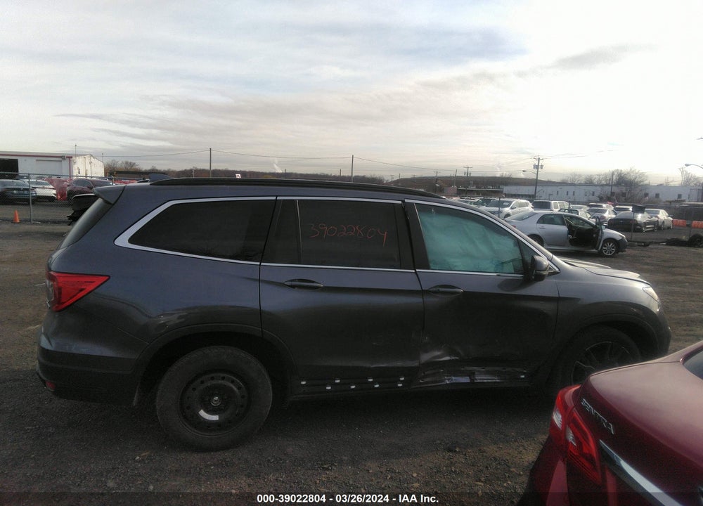 2021 HONDA PILOT AWD SPECIAL EDITION VIN: 5FNYF6H20MB100911