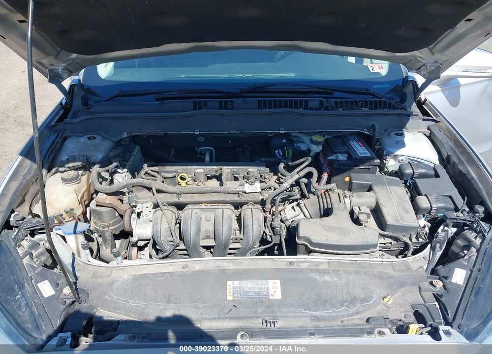 2015 FORD FUSION SE VIN: 3FA6P0H77FR228275
