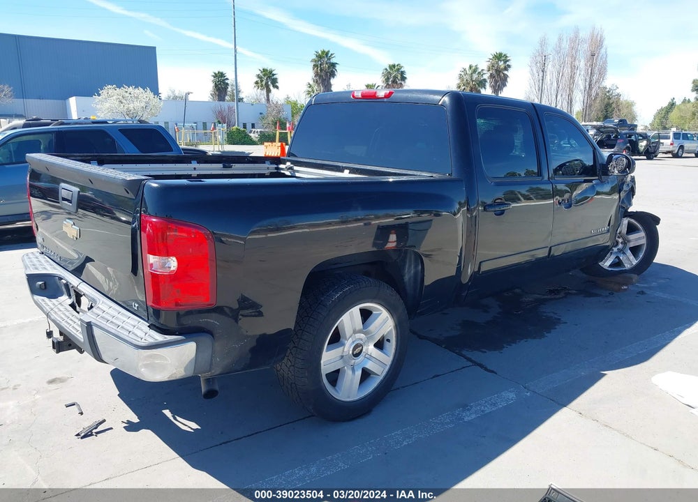 2008 CHEVROLET SILVERADO 1500 LT1 VIN: 2GCEC130281215975