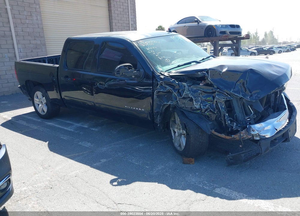 2008 CHEVROLET SILVERADO 1500 LT1 VIN: 2GCEC130281215975