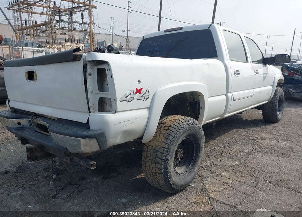2004 GMC SIERRA 2500HD SLT VIN: 1GTHK23204F218223