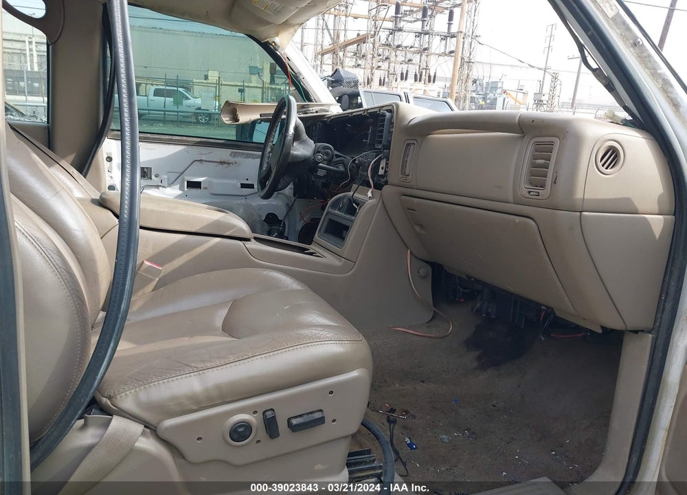 2004 GMC SIERRA 2500HD SLT VIN: 1GTHK23204F218223