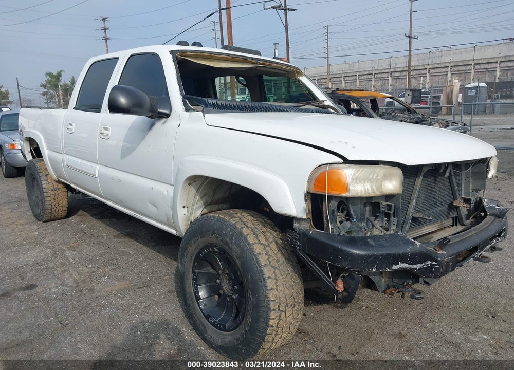 2004 GMC SIERRA 2500HD SLT VIN: 1GTHK23204F218223