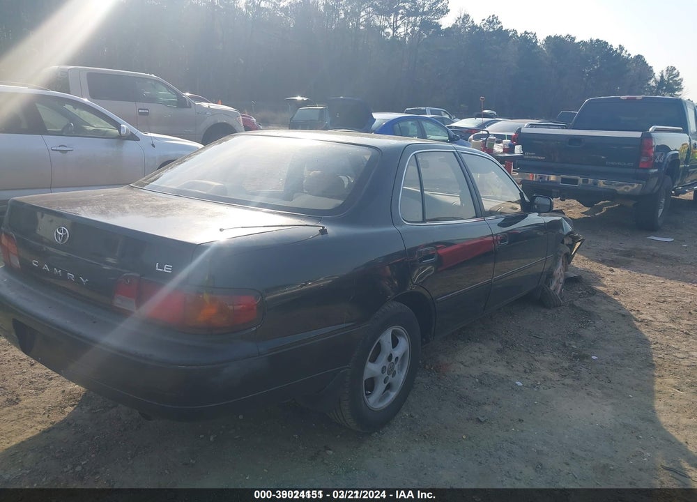 1995 TOYOTA CAMRY LE VIN: JT2SK12E0S0328015