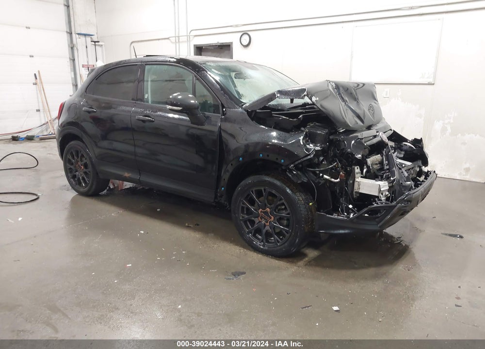 2018 FIAT 500X VIN: ZFBCFYCB5JP688743