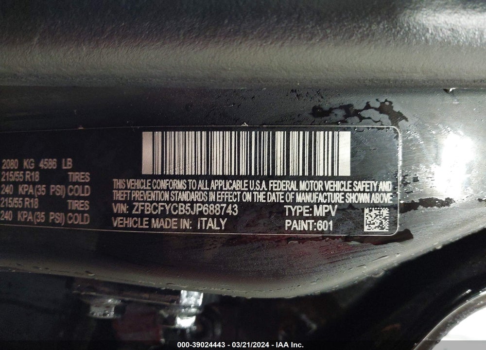 2018 FIAT 500X VIN: ZFBCFYCB5JP688743