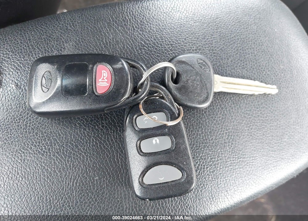 2015 HYUNDAI ELANTRA SE VIN: 5NPDH4AE1FH545454