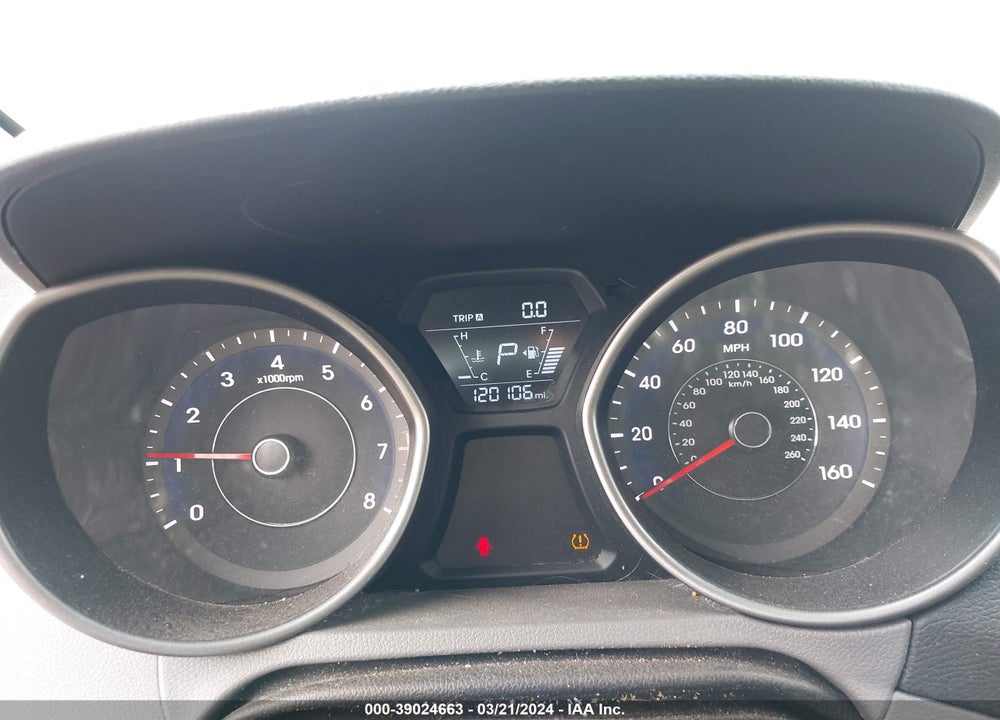 2015 HYUNDAI ELANTRA SE VIN: 5NPDH4AE1FH545454