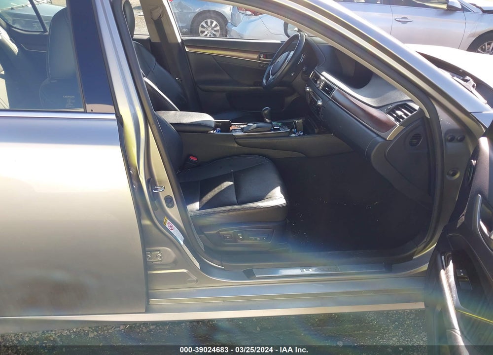 2015 LEXUS GS 350 VIN: JTHCE1BL5FA004428