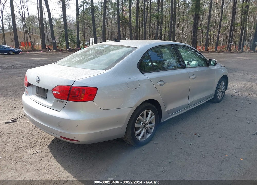 2011 VOLKSWAGEN JETTA 2.5L SE VIN: 3VWDZ7AJ1BM363931
