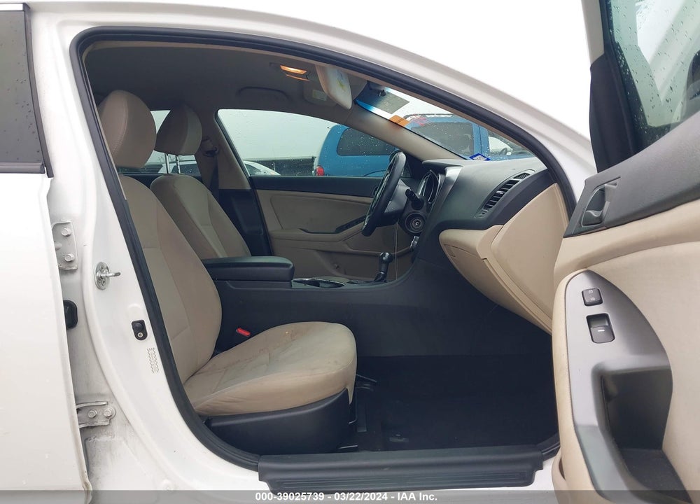 2015 KIA OPTIMA LX VIN: KNAGM4A78F5635983
