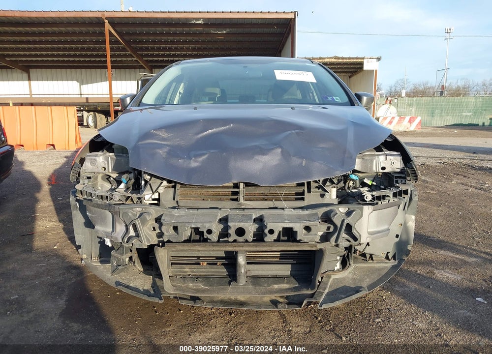 2014 FORD FOCUS SE VIN: 1FADP3F24EL201192