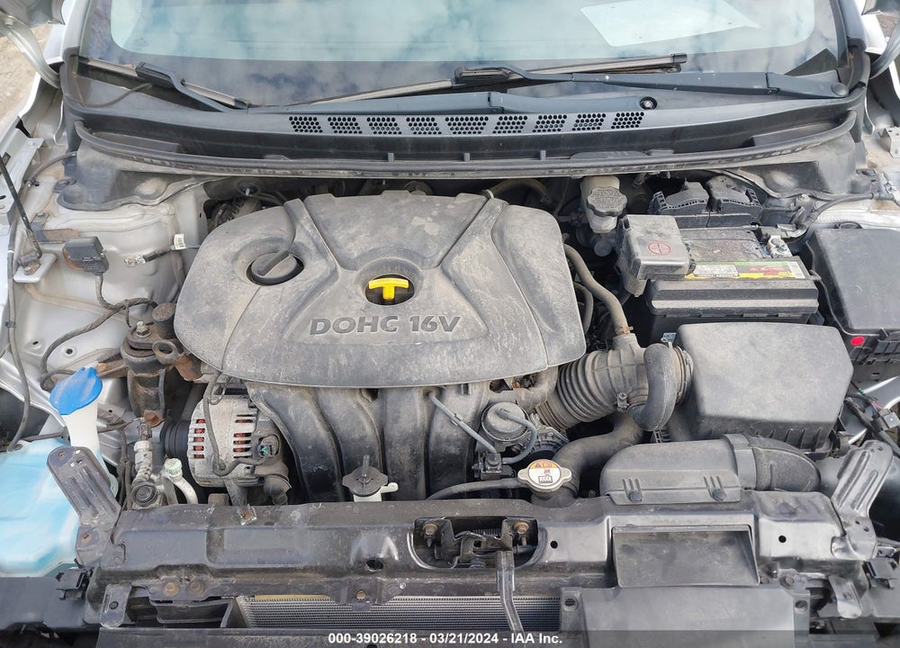 2014 HYUNDAI ELANTRA SE VIN: 5NPDH4AE9EH522616