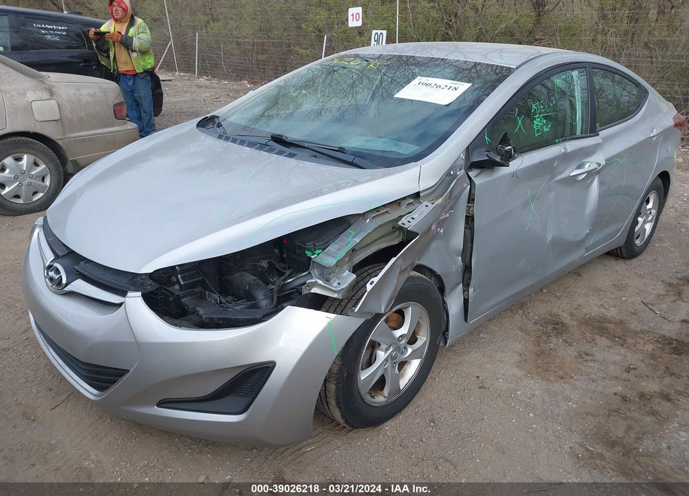 2014 HYUNDAI ELANTRA SE VIN: 5NPDH4AE9EH522616