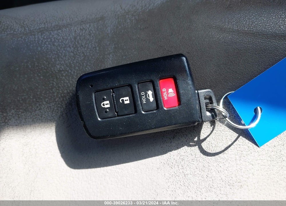 2013 TOYOTA CAMRY XLE VIN: 4T4BF1FK1DR311233