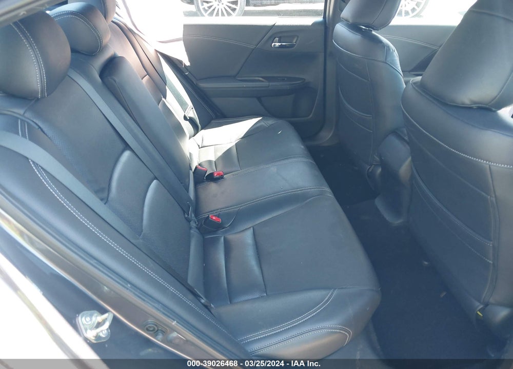 2016 HONDA ACCORD SPORT VIN: 1HGCR2F50GA111560