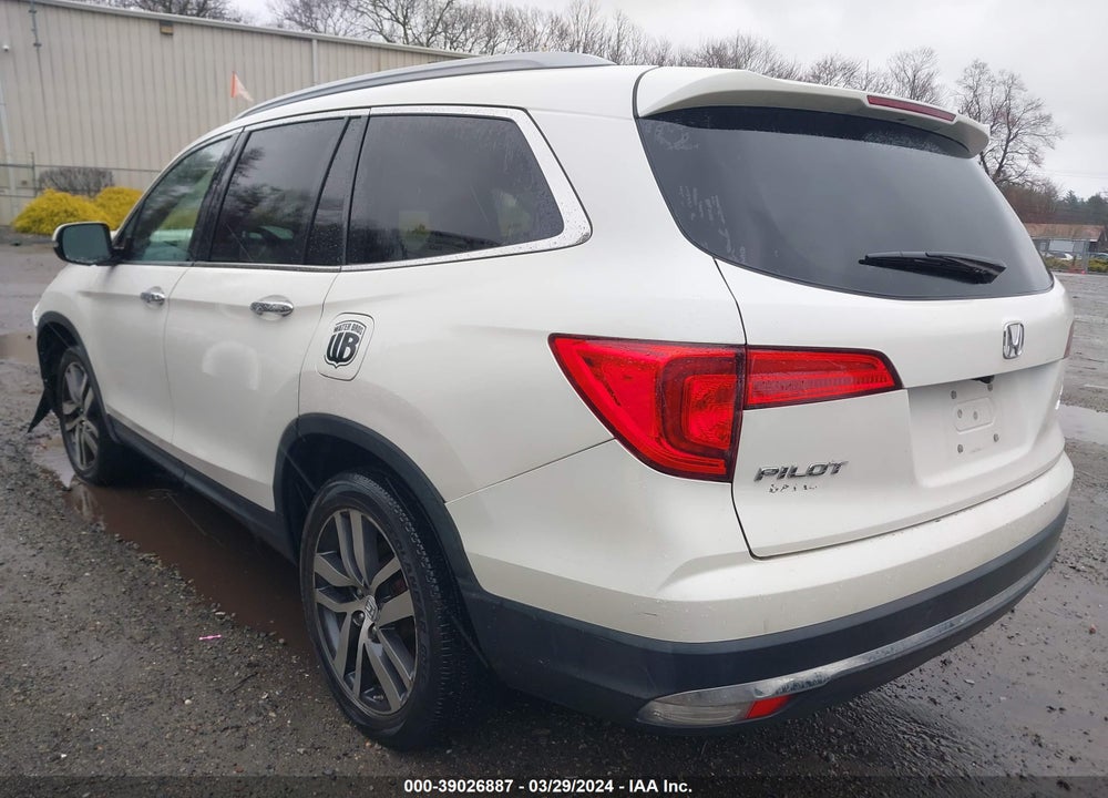 2017 HONDA PILOT ELITE VIN: 5FNYF6H07HB058449