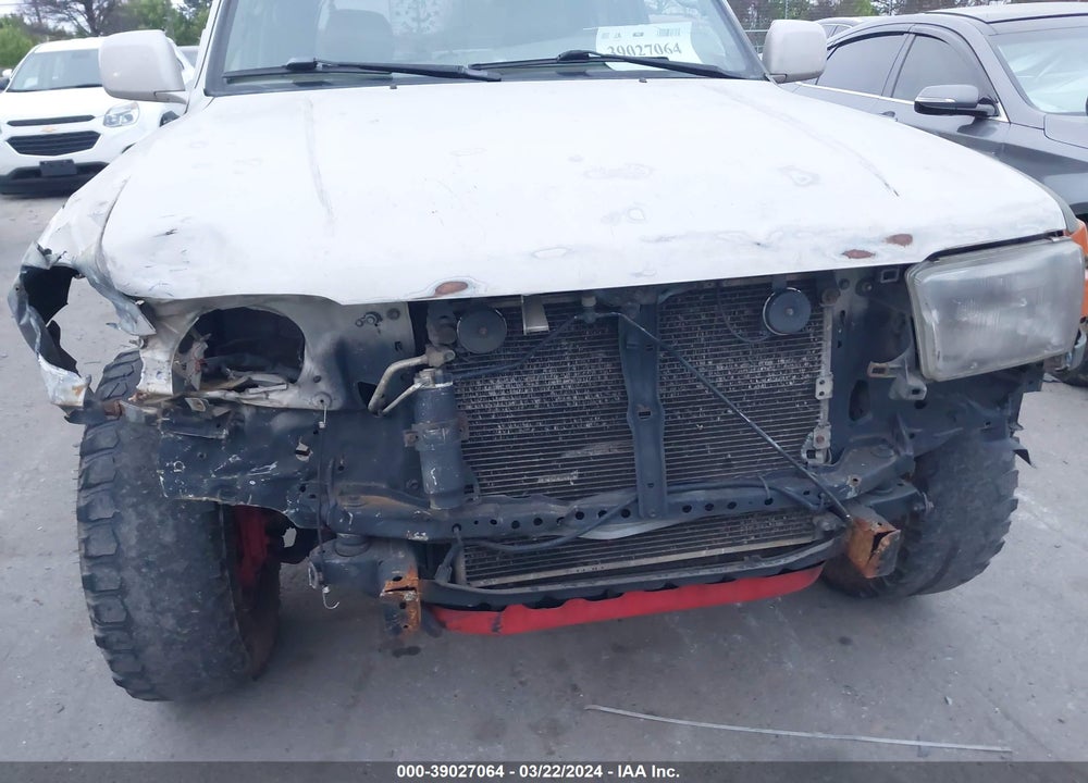 1998 TOYOTA 4RUNNER SR5 V6 VIN: JT3HN86R1W0174178