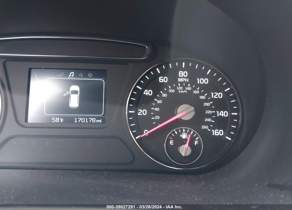2016 KIA SORENTO 3.3L LX VIN: 5XYPG4A58GG102016
