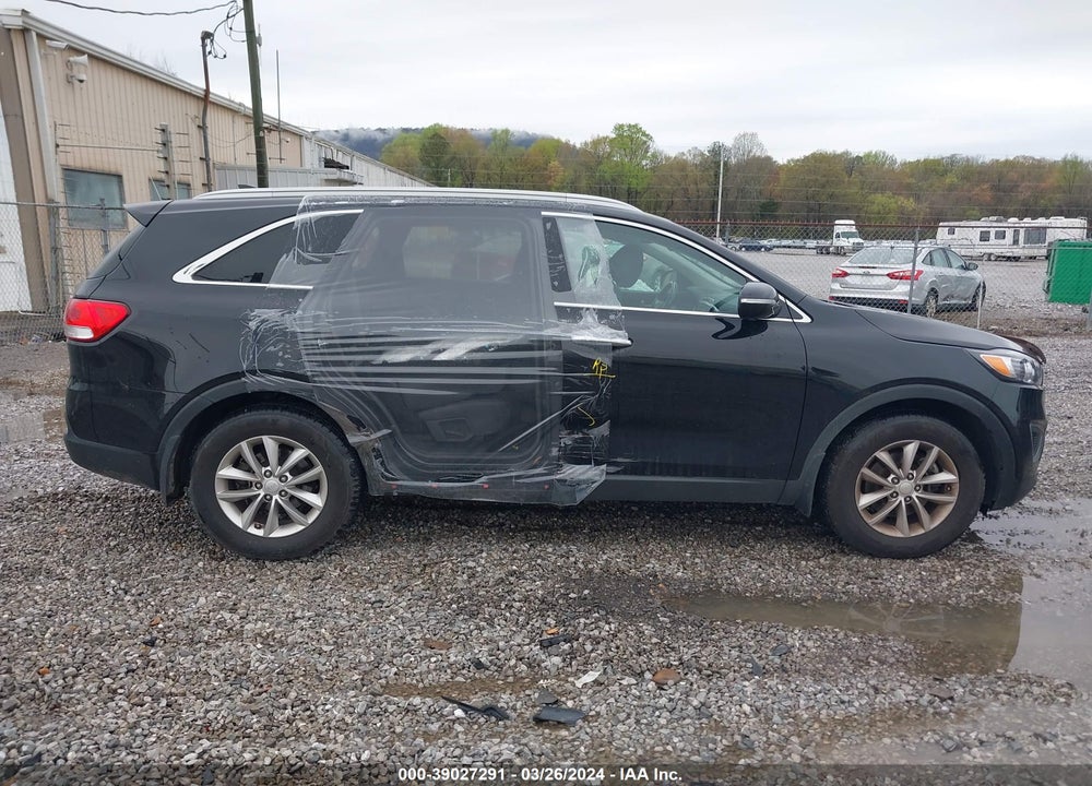 2016 KIA SORENTO 3.3L LX VIN: 5XYPG4A58GG102016