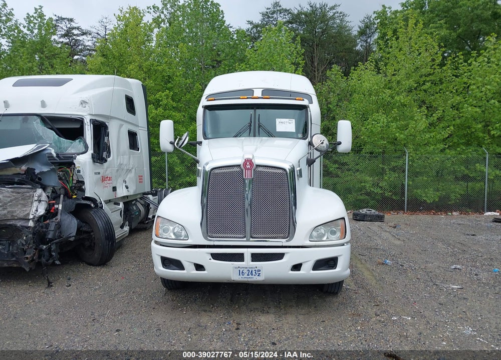 2013 KENWORTH T660 T660 VIN: 1XKAD49X1DJ337409