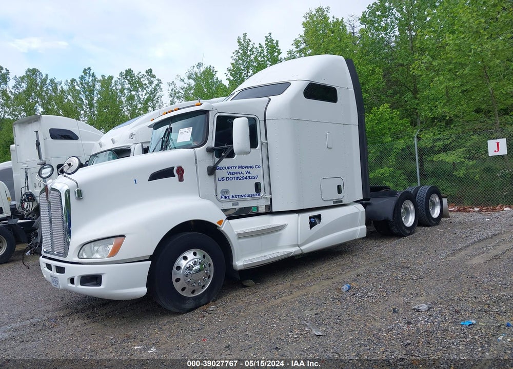 2013 KENWORTH T660 T660 VIN: 1XKAD49X1DJ337409