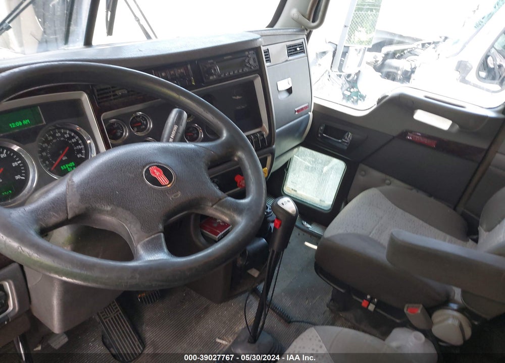 2013 KENWORTH T660 T660 VIN: 1XKAD49X1DJ337409