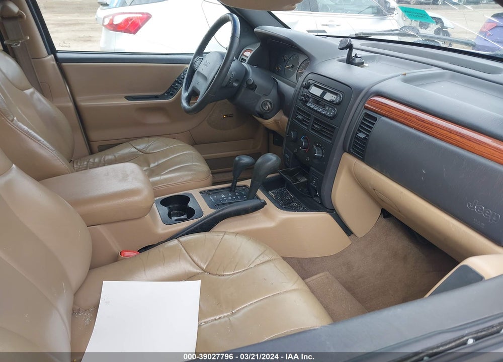 1999 JEEP GRAND CHEROKEE LAREDO VIN: 1J4GW58S2XC763155