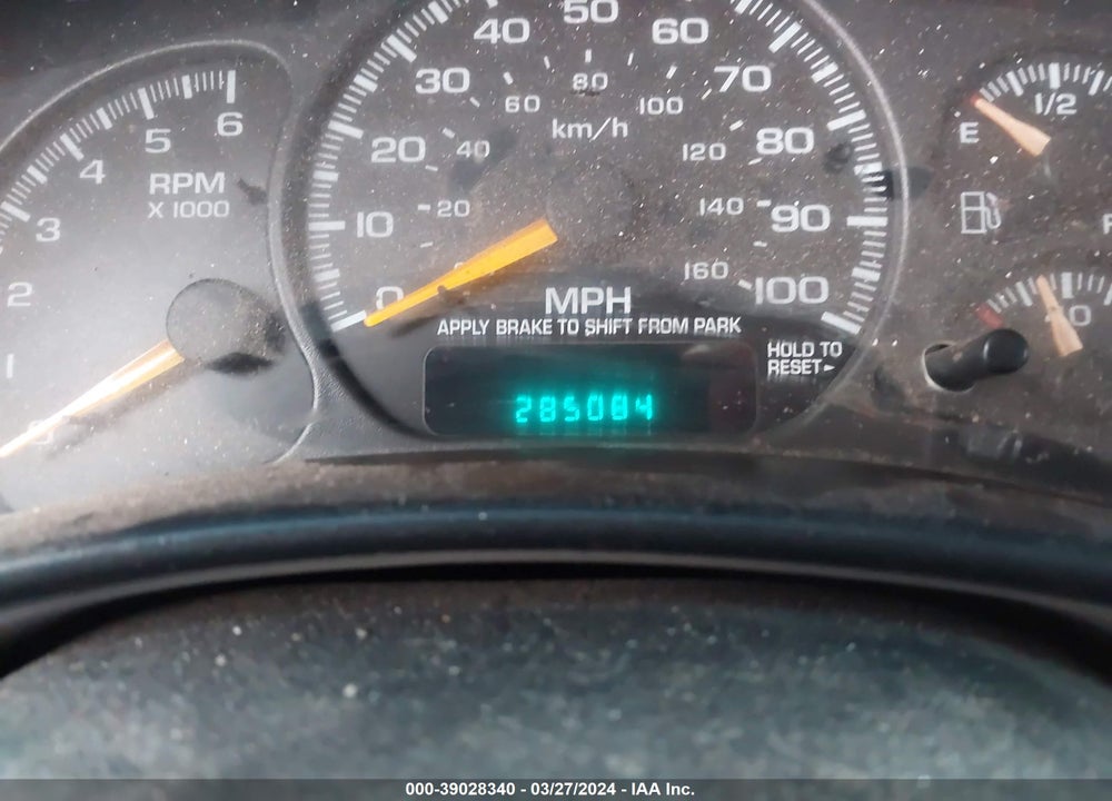 2000 CHEVROLET SILVERADO 1500 LS/LT VIN: 1GCEK19T3YE269109