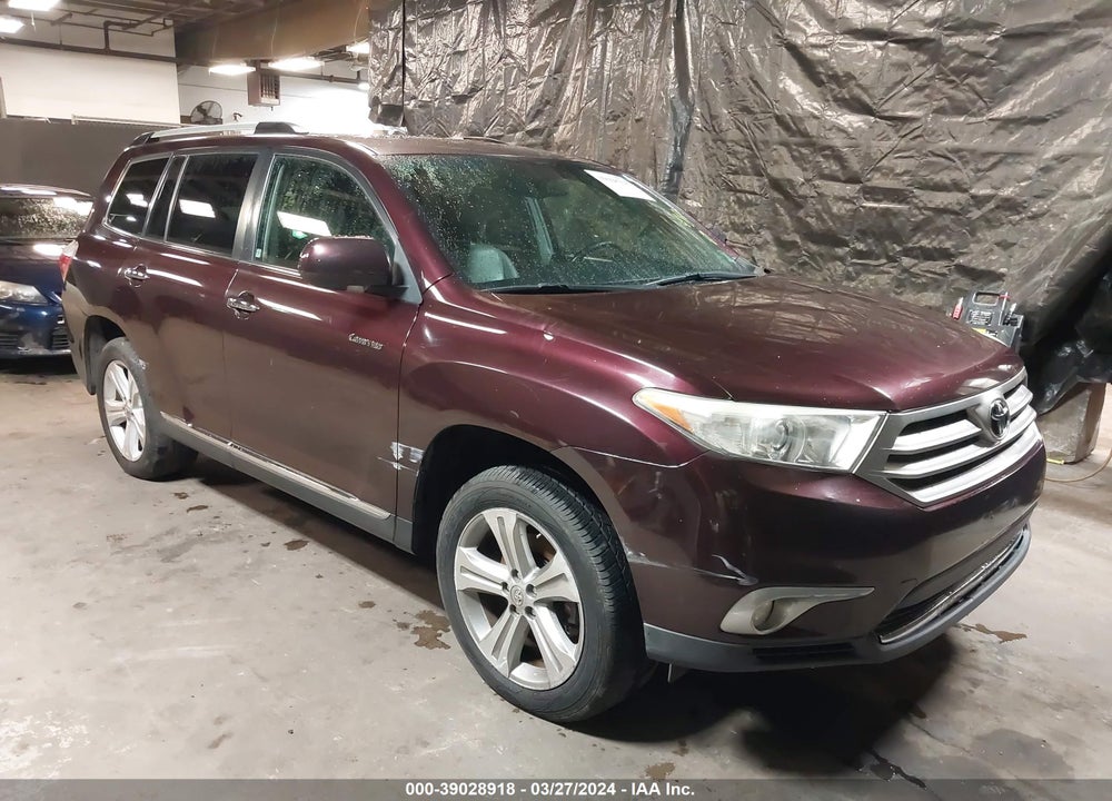 2011 TOYOTA HIGHLANDER LIMITED V6 VIN: 5TDDK3EH2BS059000