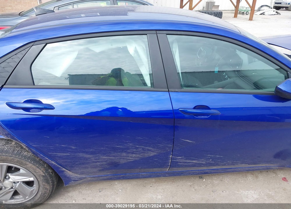 2024 HYUNDAI ELANTRA SE VIN: KMHLL4DG6RU647197