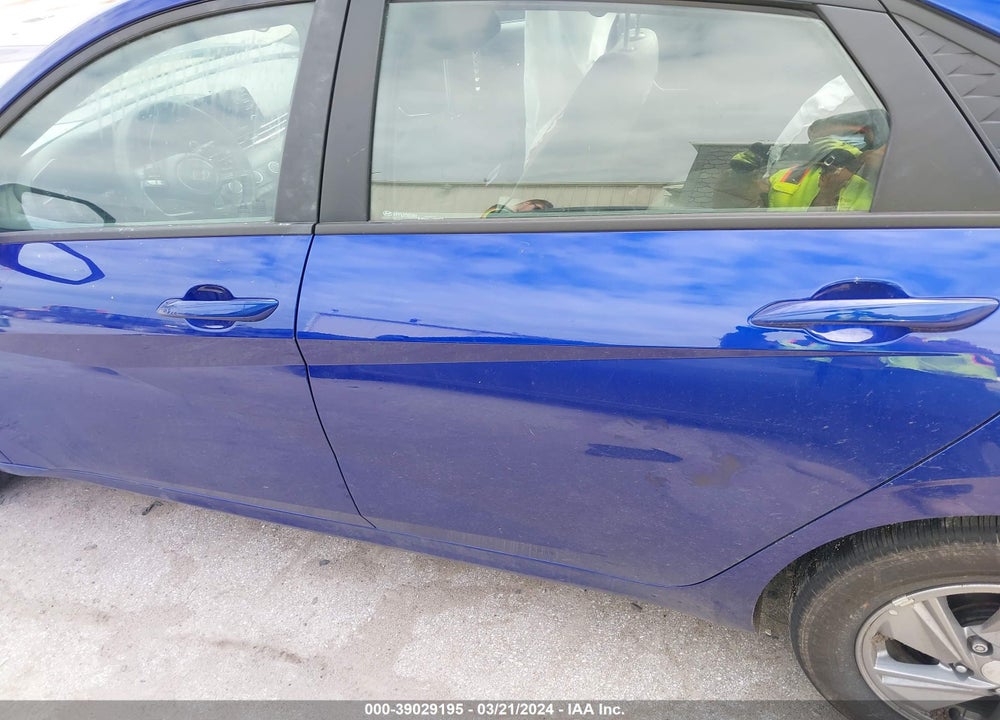 2024 HYUNDAI ELANTRA SE VIN: KMHLL4DG6RU647197