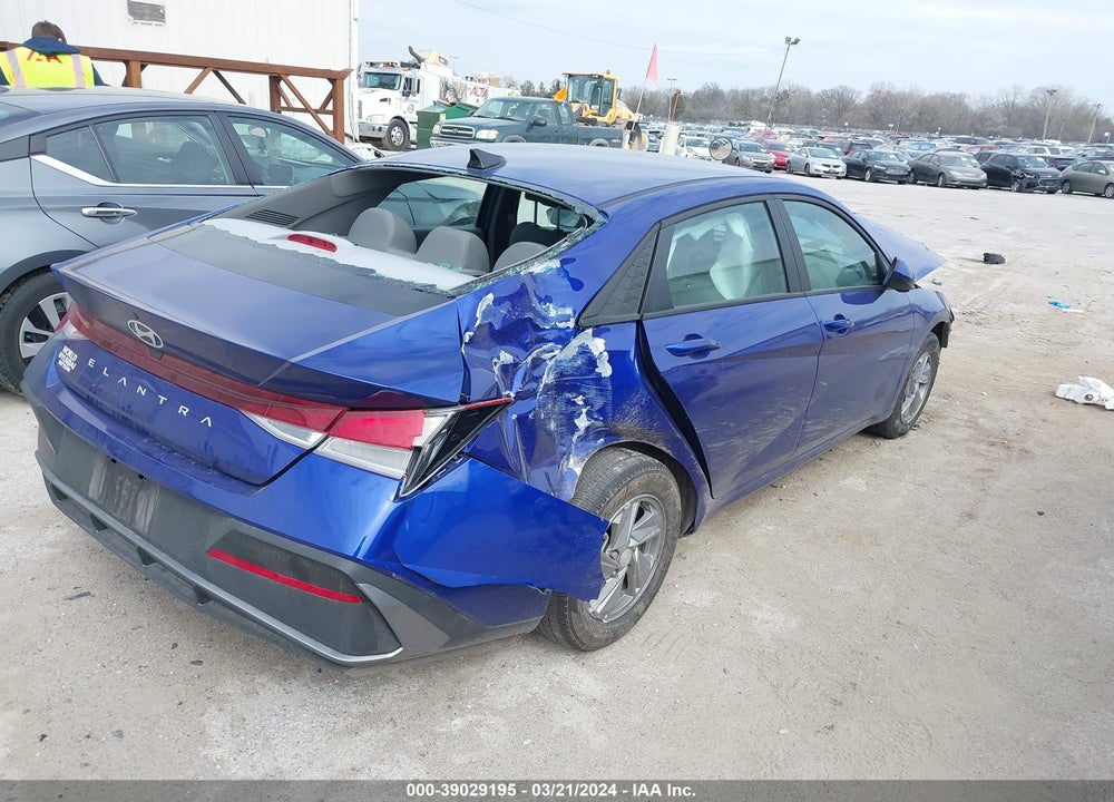 2024 HYUNDAI ELANTRA SE VIN: KMHLL4DG6RU647197