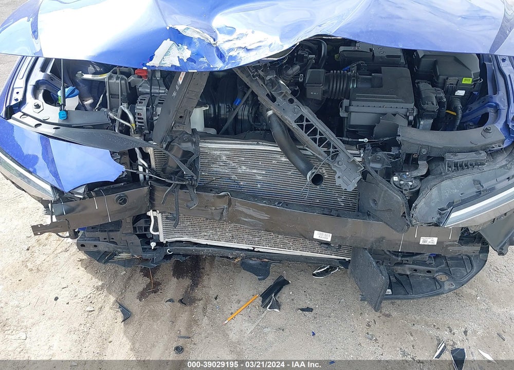2024 HYUNDAI ELANTRA SE VIN: KMHLL4DG6RU647197