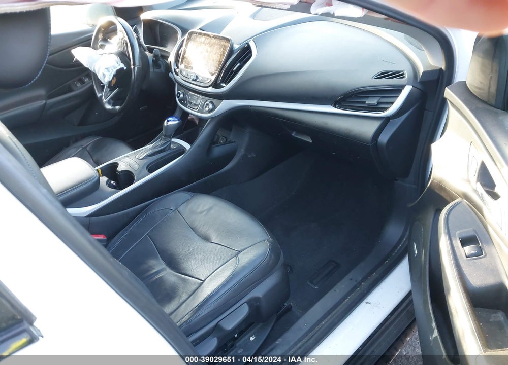 2018 CHEVROLET VOLT LT VIN: 1G1RC6S52JU138328