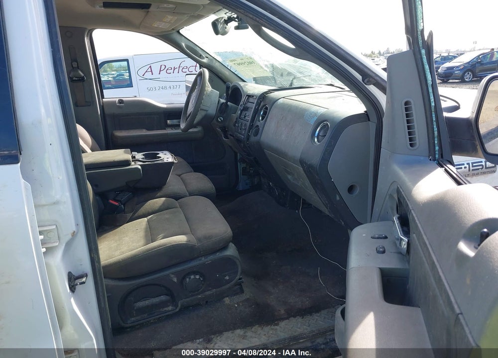 2005 FORD F-150 VIN: 1FTPW14505KF01684