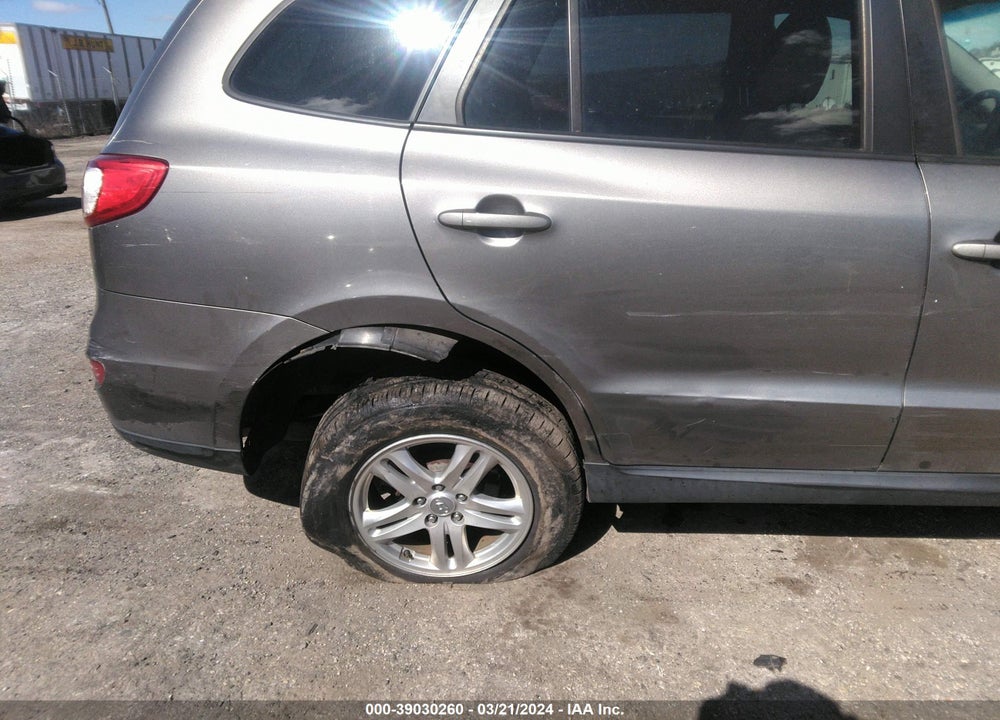 2011 HYUNDAI SANTA FE GLS VIN: 5XYZGDAB6BG074028