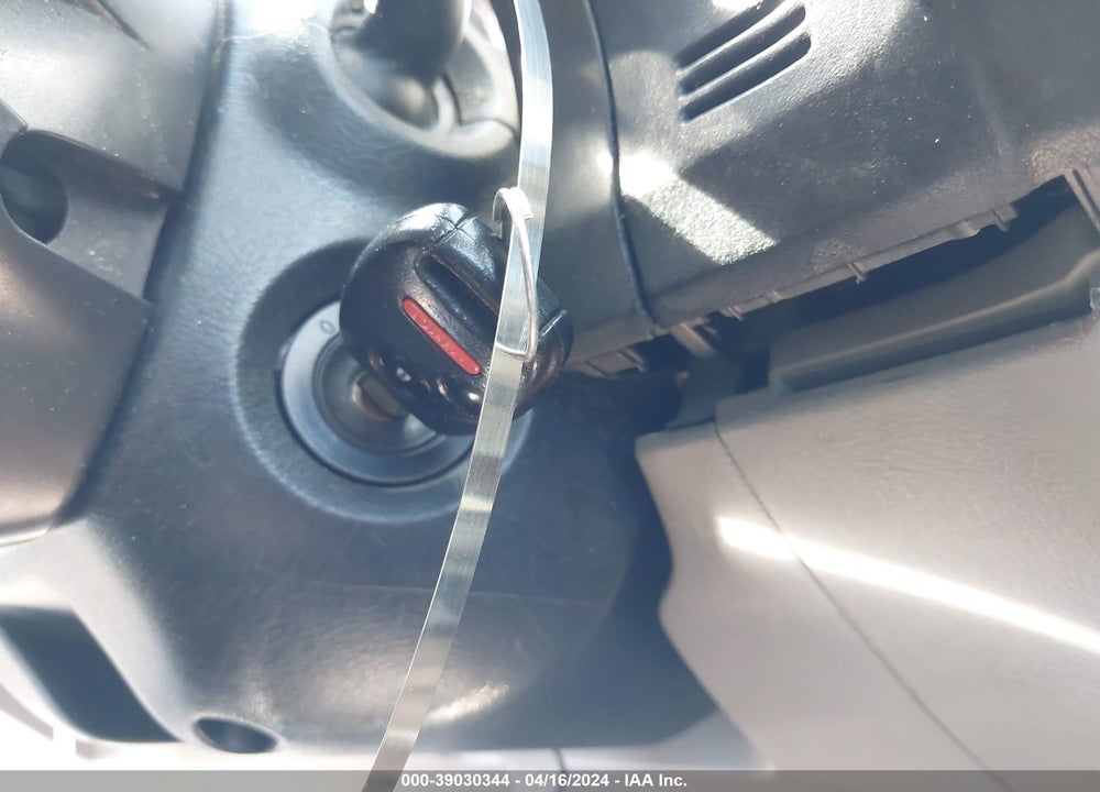 2008 HONDA CIVIC LX VIN: 2HGFG126X8H565619