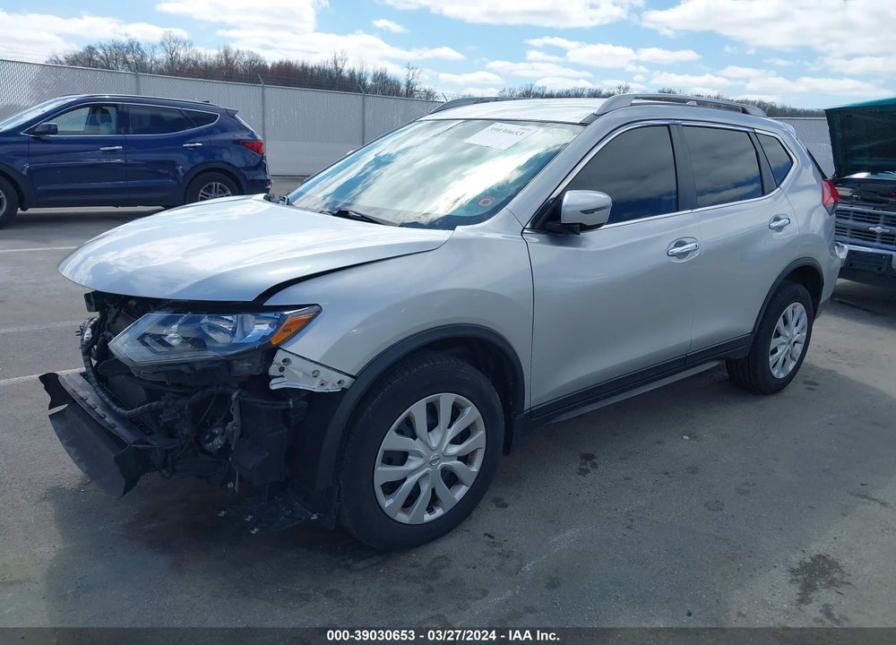 2017 NISSAN ROGUE S VIN: 5N1AT2MV4HC813019